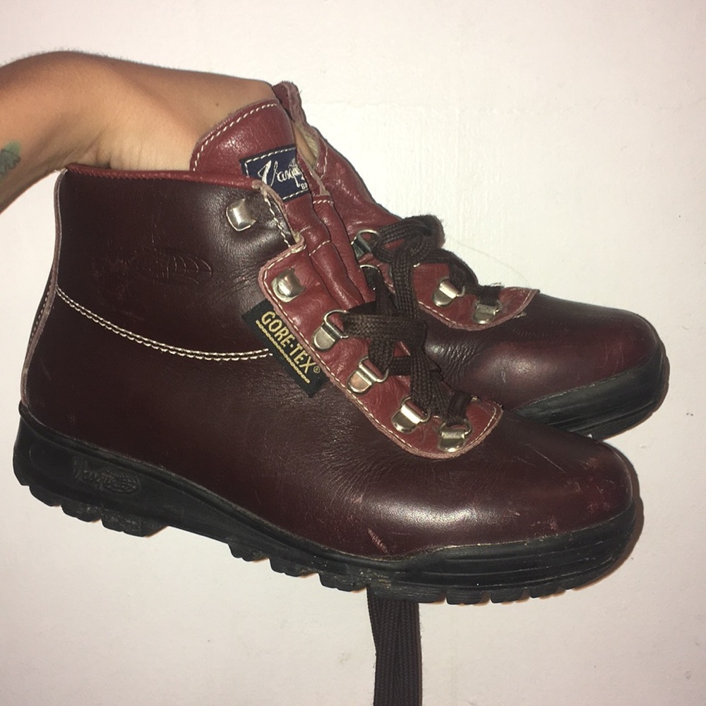 Vasque Sundowner Hiking Boots